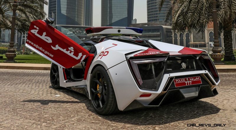 2015 W Motors LYKAN HyperSport Abu Dhabi 6