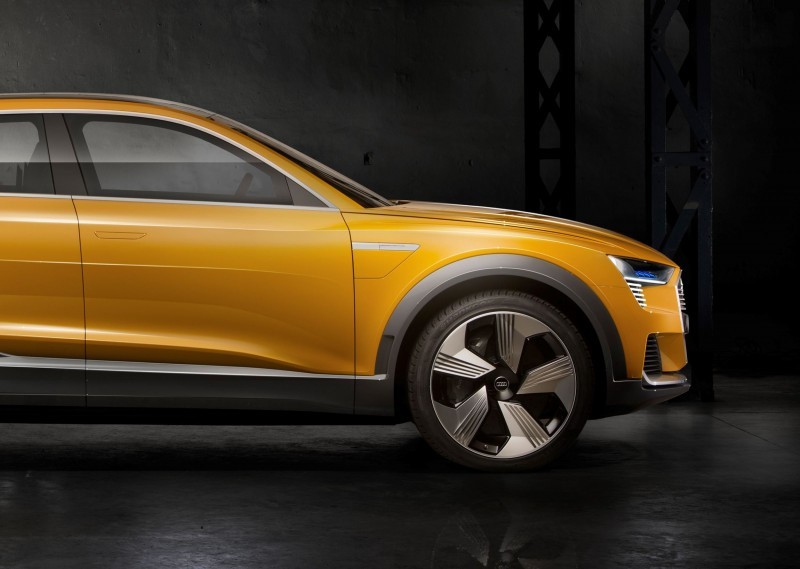 2016 Audi h-Tron Quattro Concept 2