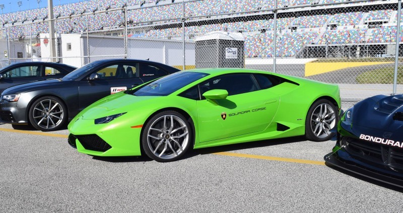 2016 Lamborghini HURACAN Verde Mantis  23