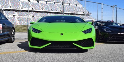 2016 Lamborghini HURACAN Verde Mantis  8