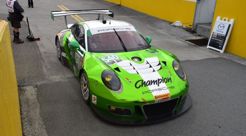 2016 Porsche 911 GT3R Daytona Champion Racing 11