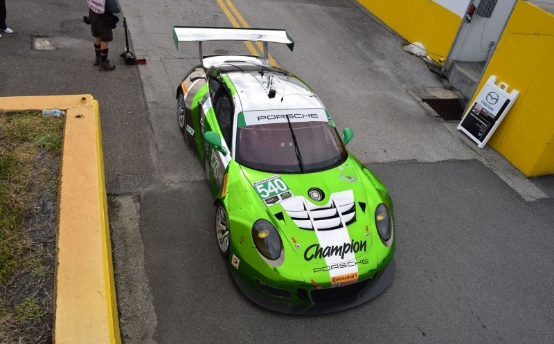 2016 Porsche 911 GT3R Daytona Champion Racing 4