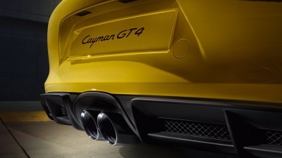 2016 Porsche CAYMAN GT4 34