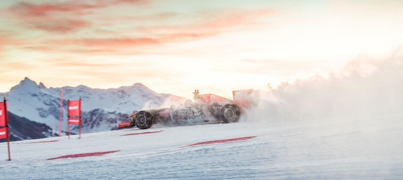 2016 Red Bull F1 Car Austria Snowchains Skiing 19