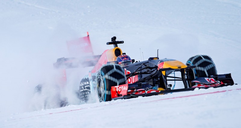 2016 Red Bull F1 Car Austria Snowchains Skiing 23