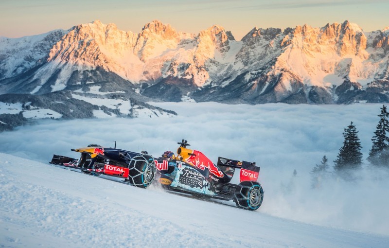 2016 Red Bull F1 Car Austria Snowchains Skiing 29