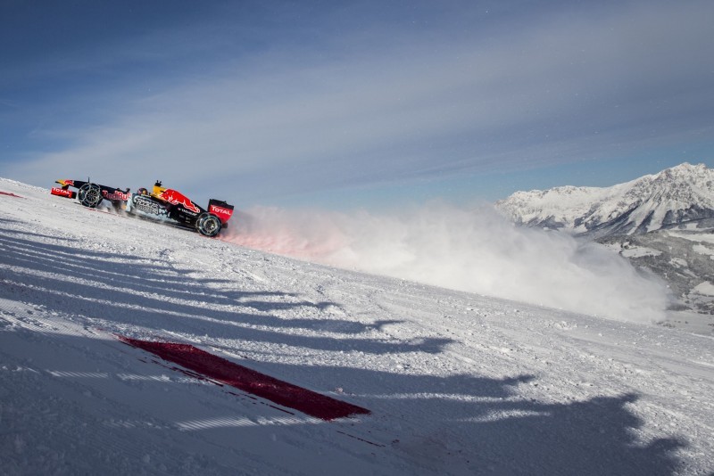 2016 Red Bull F1 Car Austria Snowchains Skiing 32