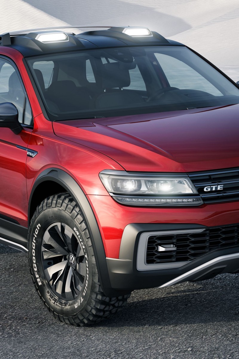 2016 Volkswagen Tiguan GTE Active Concept 23