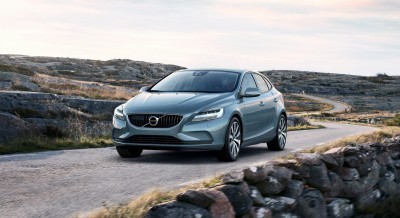 175936_Volvo_V40_T4_Momentum_Location_3_4_Front