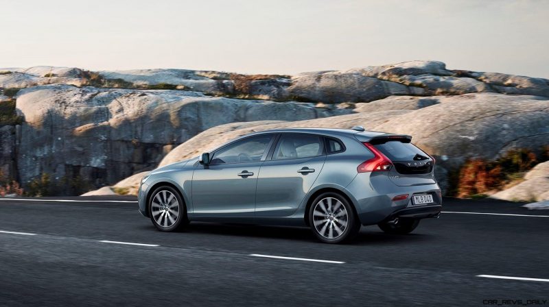 175938_Volvo_V40_T4_Momentum_Location_7_8_Rear