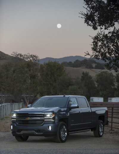 2016-Chevrolet-Silverado-017