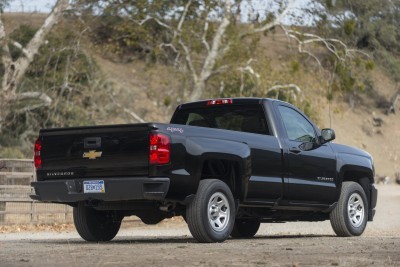 2016-Chevrolet-Silverado-046