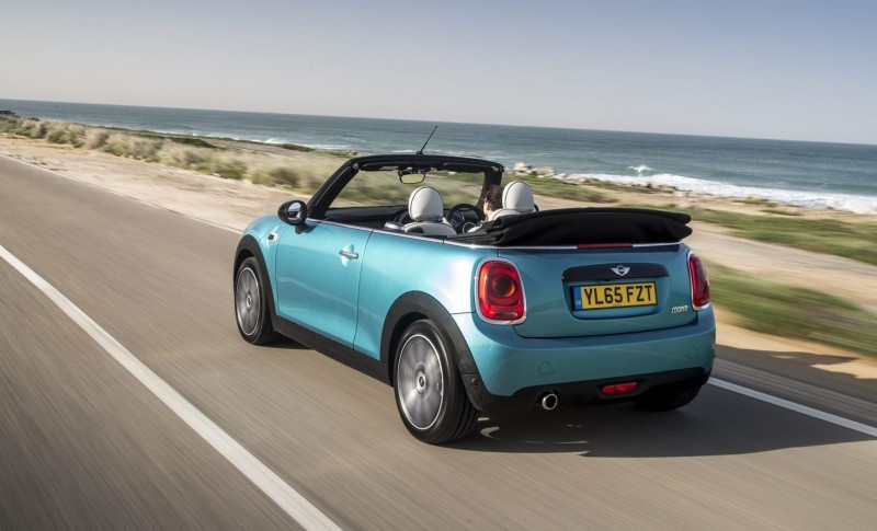 2017 MINI Cooper Convertible 21