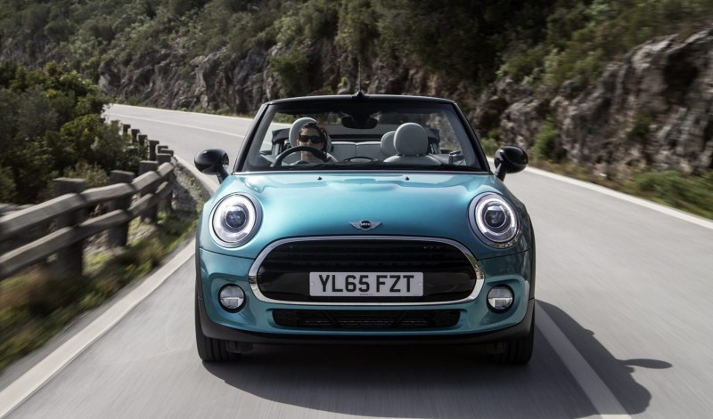 2017 MINI Cooper Convertible 24