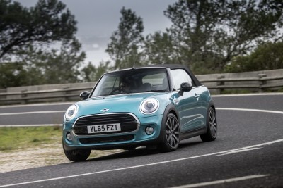 2017 MINI Cooper Convertible 46