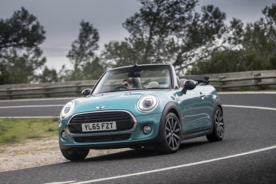 2017 MINI Cooper Convertible 49