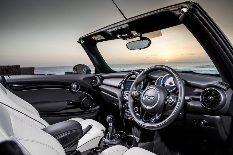 2017 MINI Cooper Convertible 57