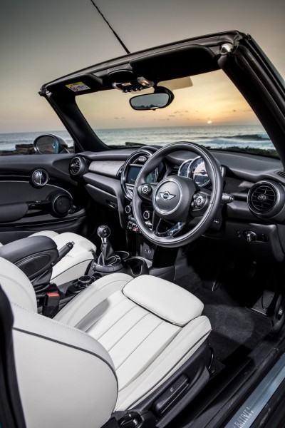 2017 MINI Cooper Convertible 58