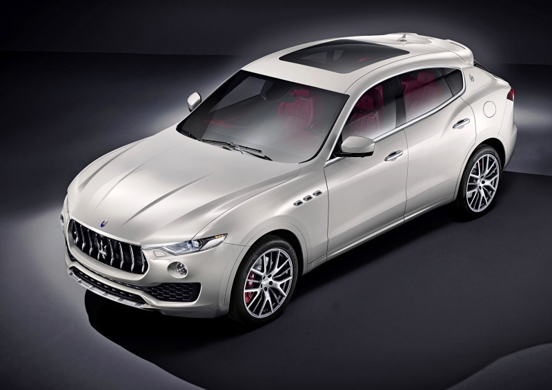 2017 Maserati Levante 3