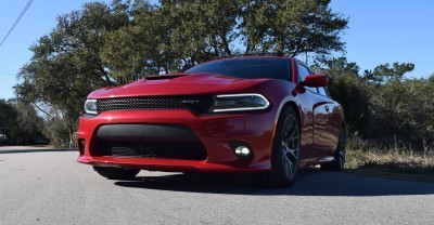 2016 Dodge Charger SRT 392 19