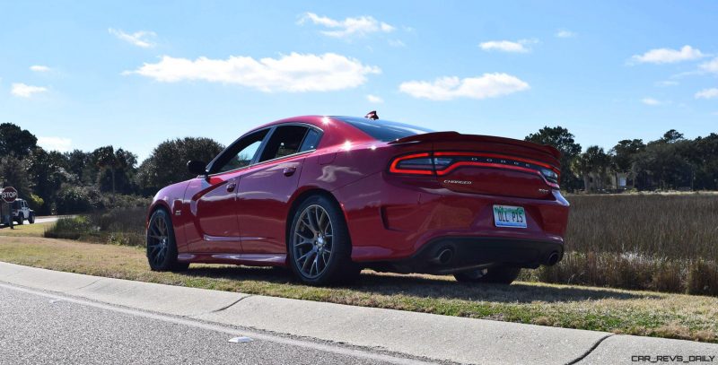 2016 Dodge Charger SRT 392 28