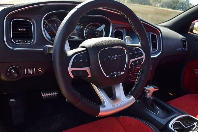 2016 Dodge Charger SRT392 Interior 23