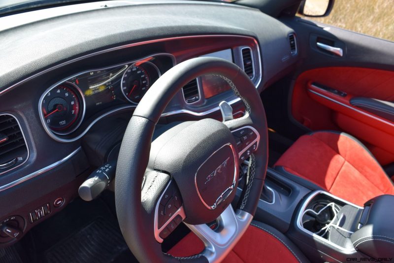 2016 Dodge Charger SRT392 Interior 24
