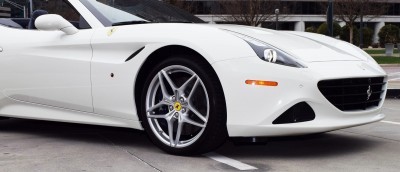 2016 FERRARI California T 12