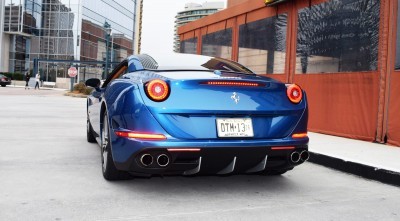 2016 FERRARI California T Blue2