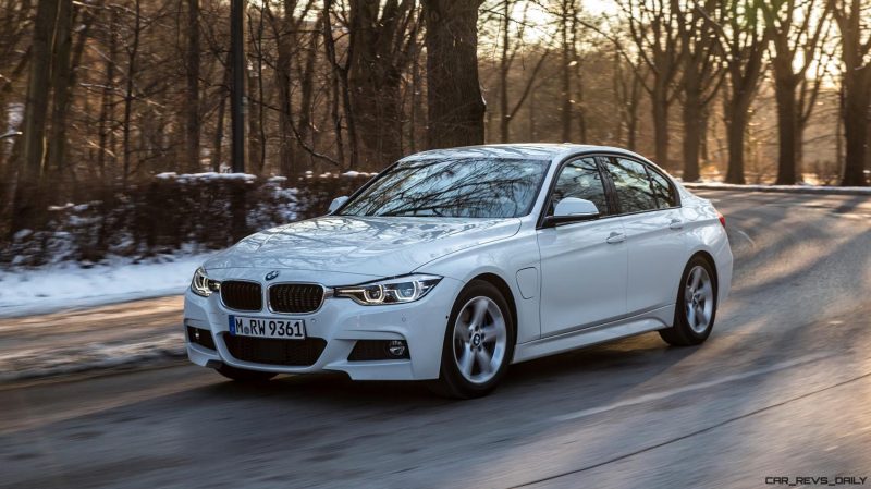 2017 BMW 330e iPerformance 12