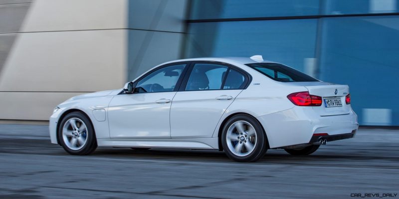 2017 BMW 330e iPerformance 3