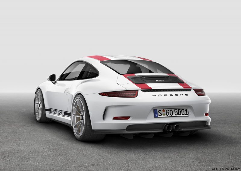 2017 Porsche 911R 10