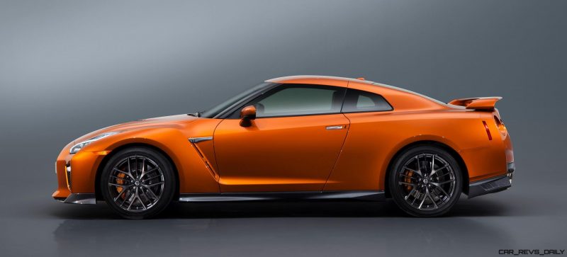 2017_nissan_gtr_28