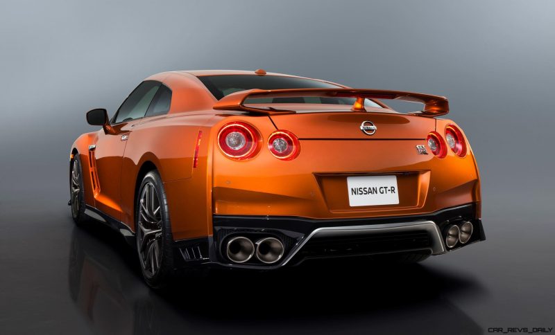 2017_nissan_gtr_30