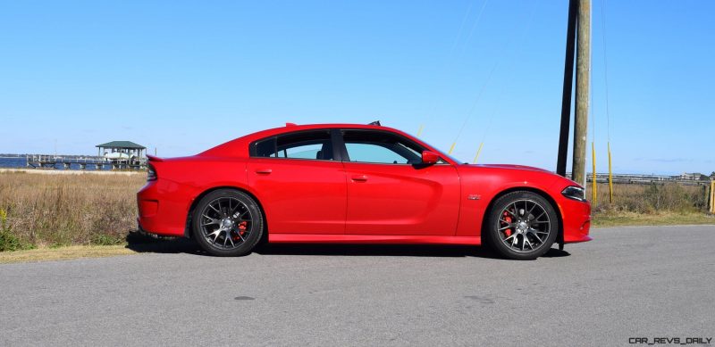 HD Road Test Review - 2016 Dodge Charger SRT392 26