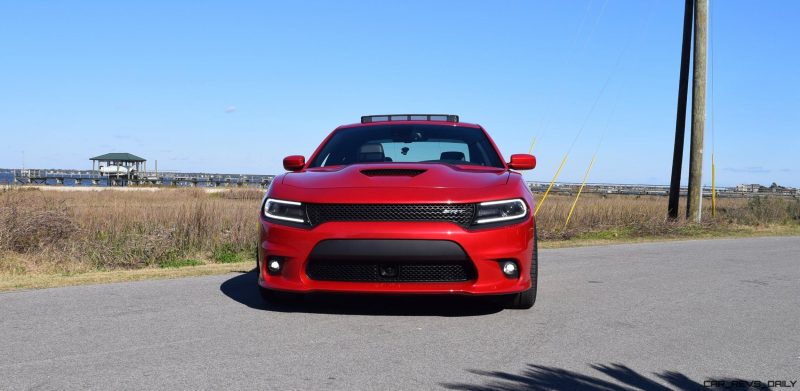 HD Road Test Review - 2016 Dodge Charger SRT392 32