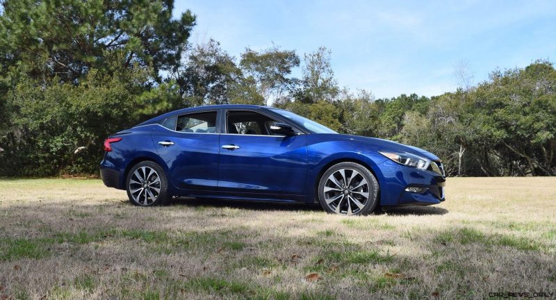 HD Road Test Review - 2016 Nissan Maxima SR 13