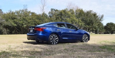 HD Road Test Review - 2016 Nissan Maxima SR 17