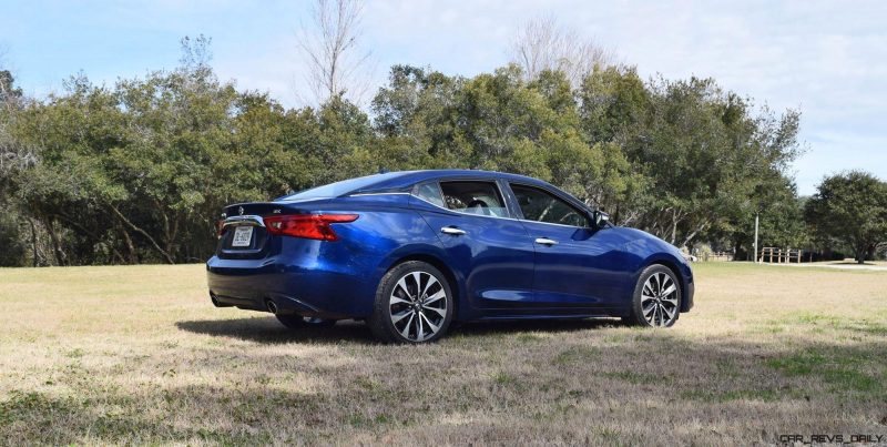 HD Road Test Review - 2016 Nissan Maxima SR 17