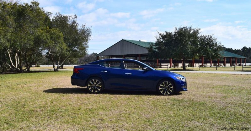 HD Road Test Review - 2016 Nissan Maxima SR 26