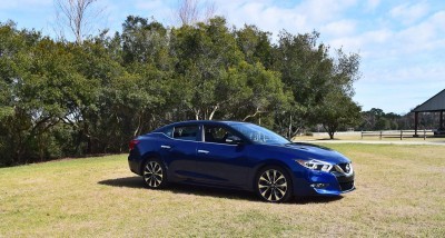 HD Road Test Review - 2016 Nissan Maxima SR 27