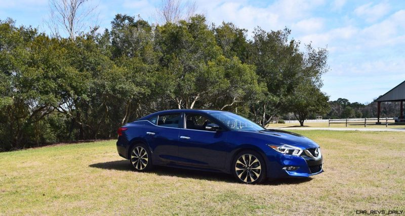 HD Road Test Review - 2016 Nissan Maxima SR 27