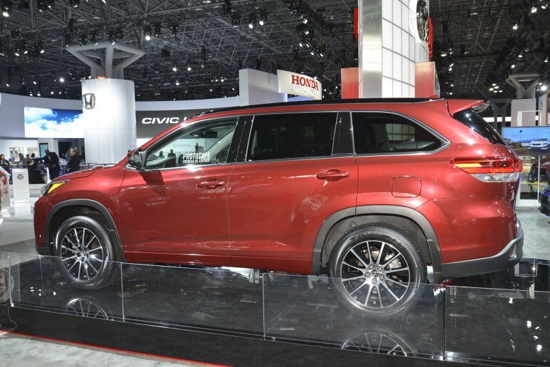 PART THREE – #NYIAS Showfloor Mega Gallery 3