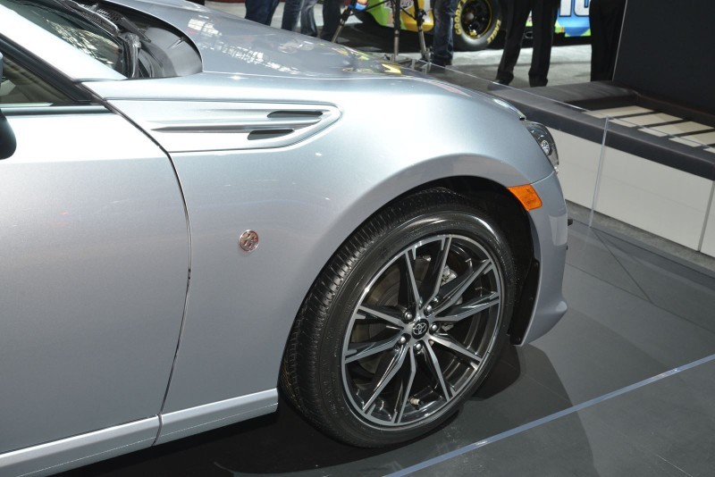 PART THREE – #NYIAS Showfloor Mega Gallery 44