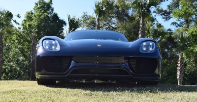 2015 Porsche 918 Spyder - Viola Black 30