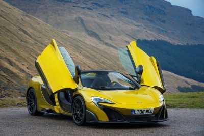 2016 McLaren 675LT Spider 21