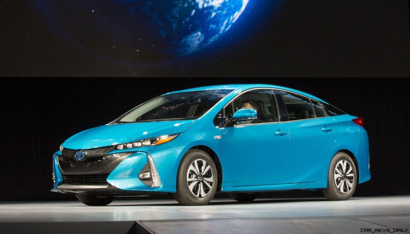 2016_NYIAS_Toyota_Prius_Prime_1_0E1956CCE800A6A8E4F35D1FBEF82E8F8D09FE99