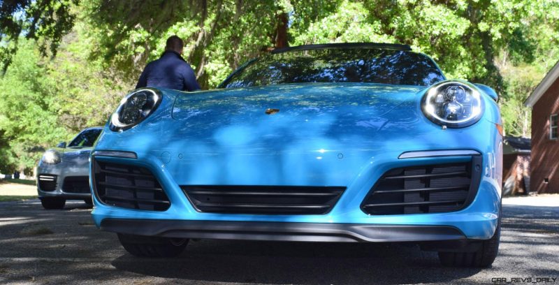 2017 Porsche 911 Miami Blue 27