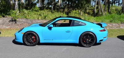 2017 Porsche 911 Miami Blue 34
