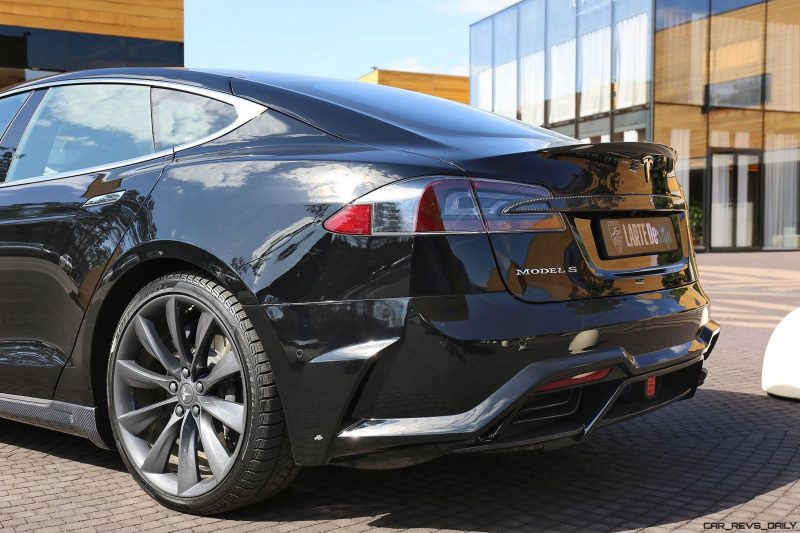 LARTE Design TESLA Model S P85D Elizabeta 23